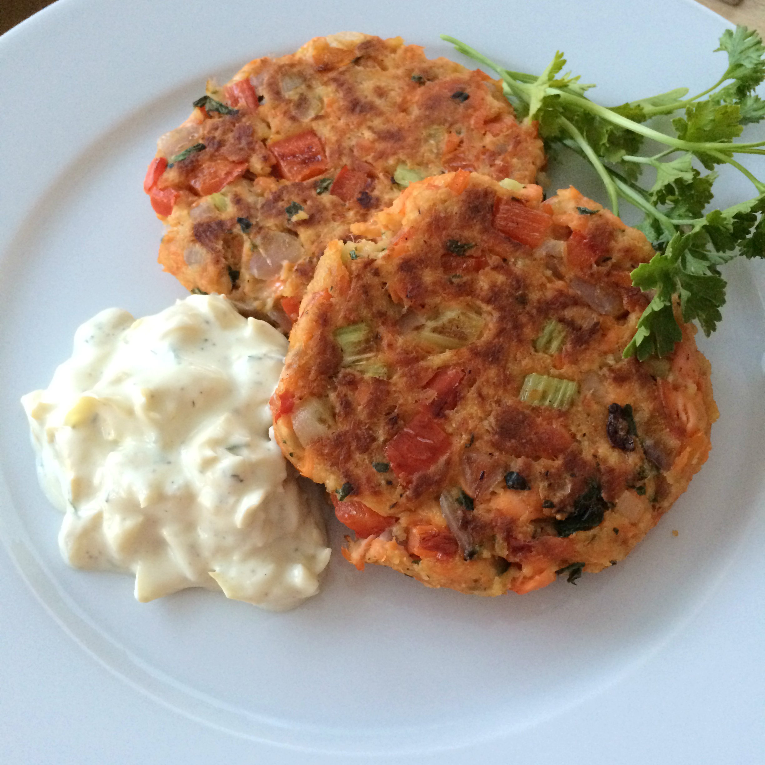 Salmon Cakes with Artichoke Tartar Sauce