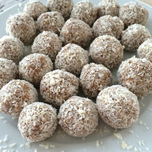 Coconut Protein Balls