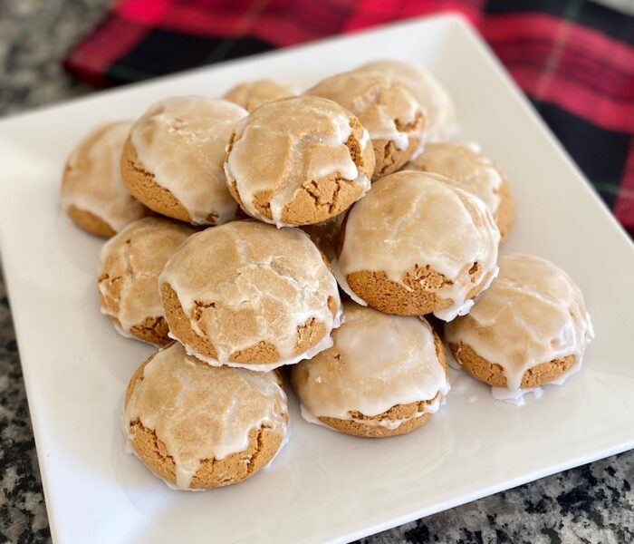 Pfeffernusse (German Spiced Cookies)