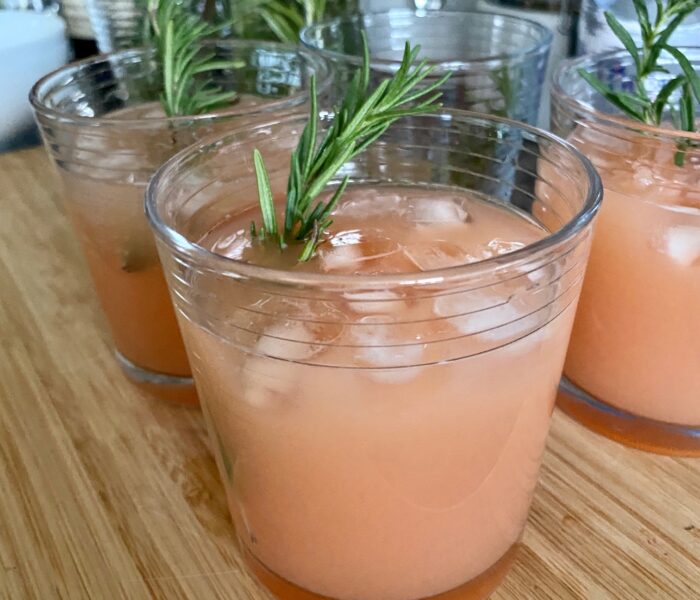 Rosemary Grapefruit Spritz